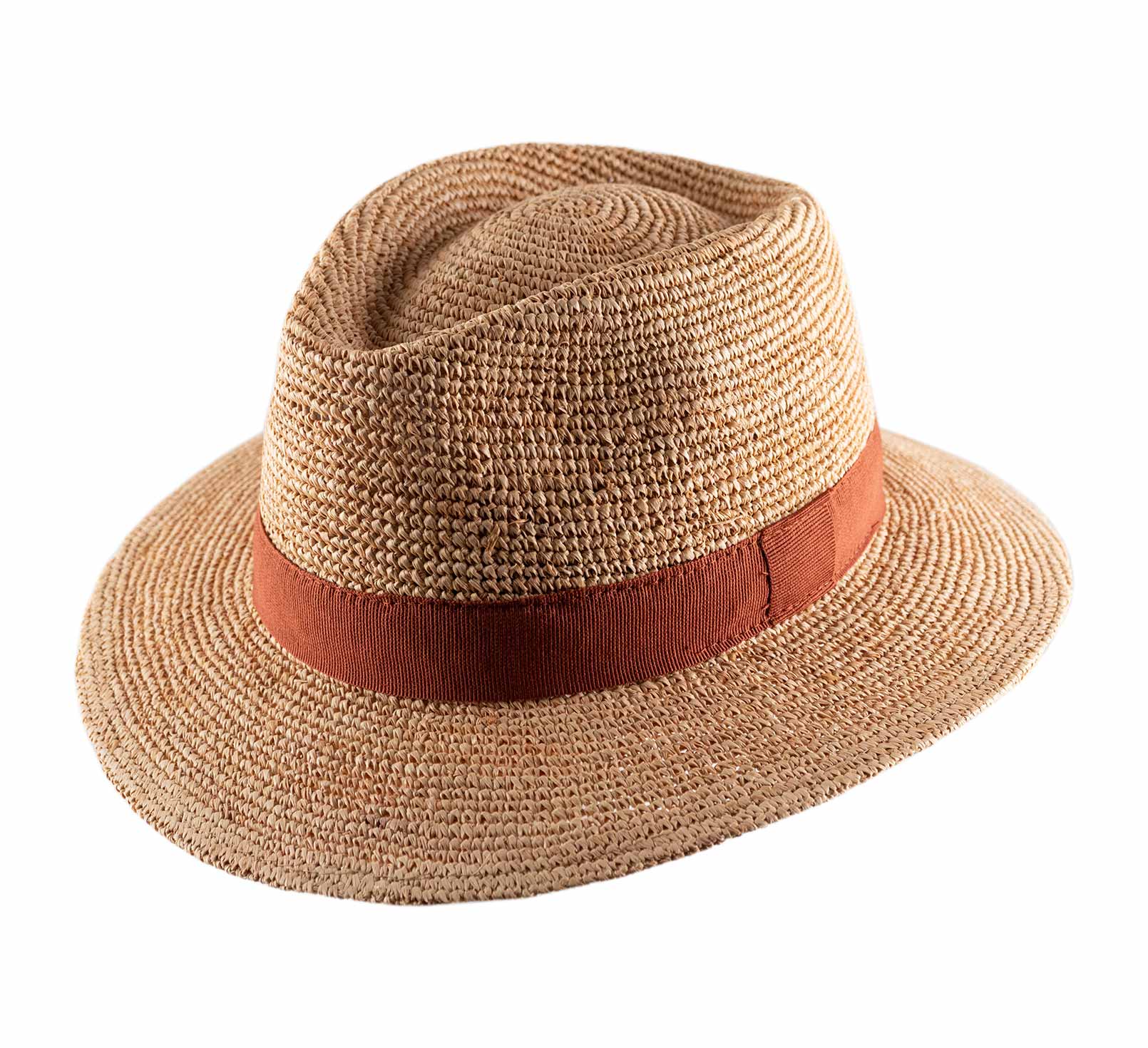 Chapeau raphia