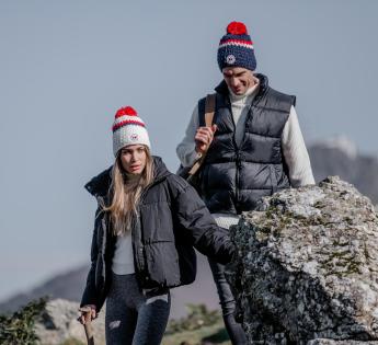 NOKDAL Bonnet Homme Hiver Chaud Bonnets Homme Tricoté Bonnet Polaire Homme  Femme Bonnet de Ski Unisexe Bonnet Grand Froid Bonnet Long avec Doublure  Polaire pour Plein air, la Randonnée-Bordeaux : : Mode