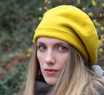  Woollen Roll Upp Beret