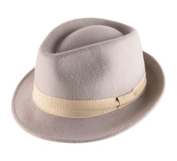  Trilby