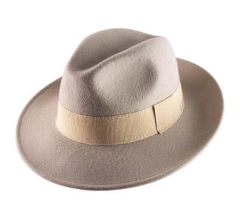  Essential Fedora