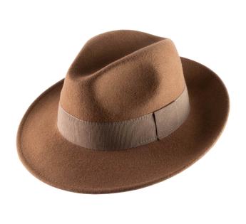  Essential Fedora